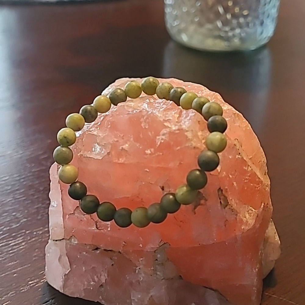 Natural Jade bracelet healing properties cool touch Anthropologie bracelet green